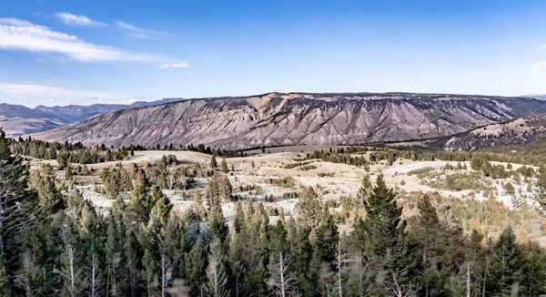 Paisaje Alrededor Manantiales Mamut Parque Nacional Yellowstone — Foto de Stock