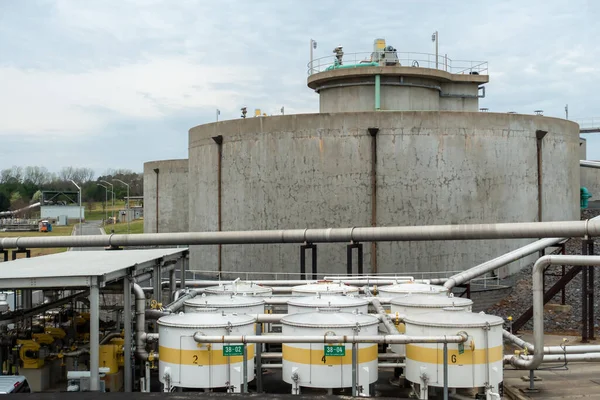 Día Típico Una Gran Instalación Tratamiento Aguas Residuales — Foto de Stock