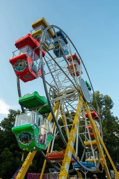 Ferris Wheel County Fair — Stock Photo, Image