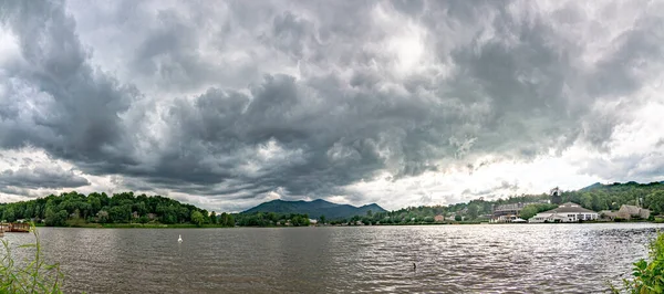 Céu Dramático Natureza Lago Junaluska Norte Carolina Perto Maggie Vale — Fotografia de Stock