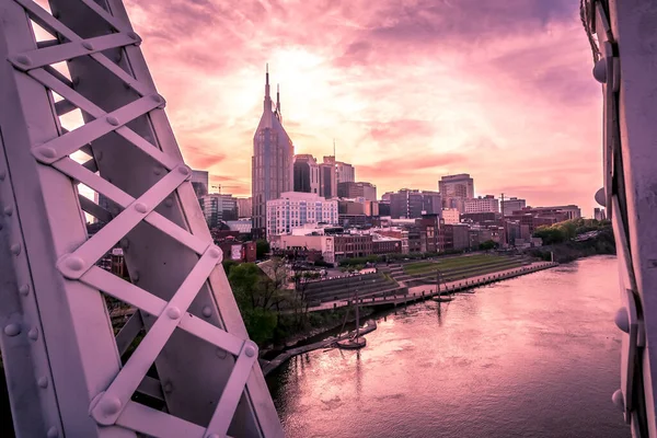 Nashville Tennessee City Skyline Sunset Waterfrom — стоковое фото