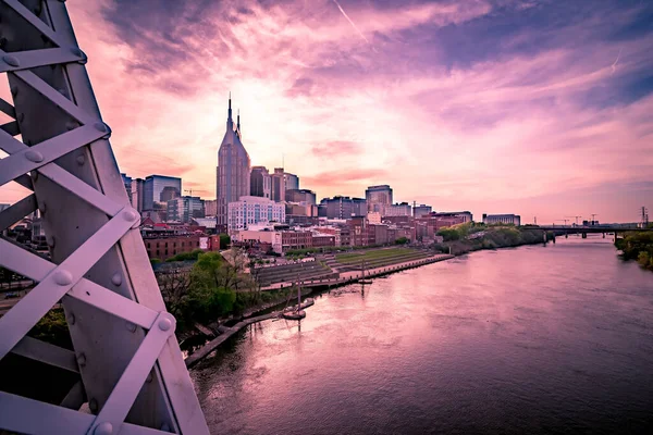 Nashville Tennessee Ville Skyline Coucher Soleil Sur Eau — Photo
