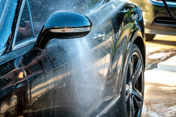 Auto Detailer Lavado Lujo Coche Gama Alta — Foto de Stock