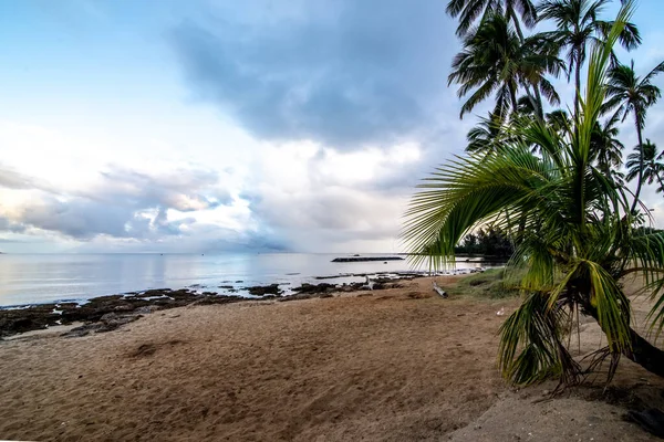 Blick Auf Park Und Tropischen Strand Haleiwa Nordufer Von Oahu — Stockfoto