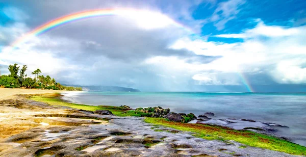 Rainbow Ove Beach Laniakea North Shore Oahu — Fotografia de Stock