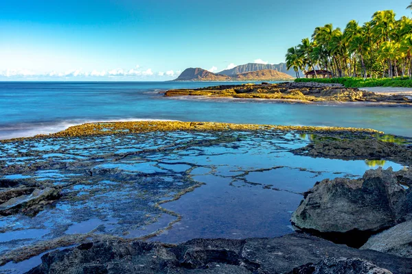 Secret Beach Morning Oahu Hawaii — стоковое фото