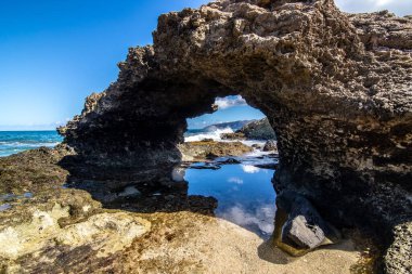 Oahu Hawaii 'deki Kea' au Sahil Parkı kayalık sahneleri