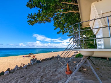 Kuzey kıyısındaki cankurtaran kulesi Oahu Hawaii