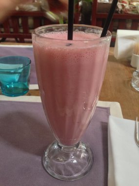 yiyecek ve içecekler