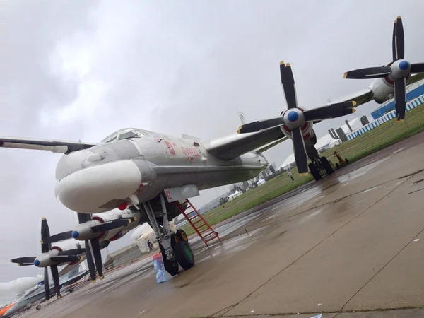 Aviasalon MAKS 2013 (авиасалон МАКС 2013). Ramenskoe aerodrom, Zhukovskiy — стокове фото