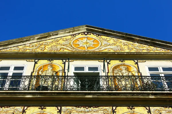 Lissabon typisch gebouw — Stockfoto