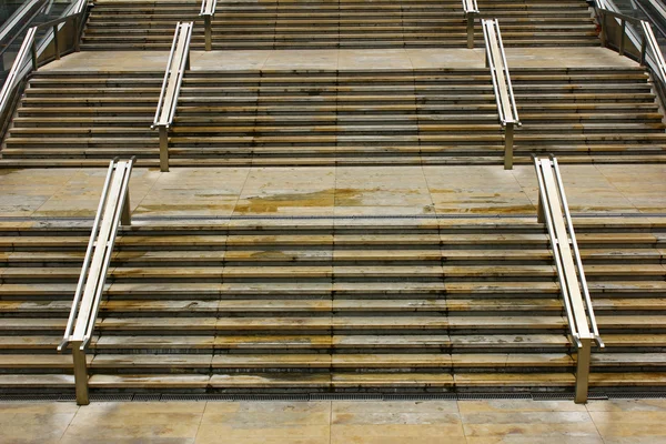 Detalle de una escalera moderna — Foto de Stock