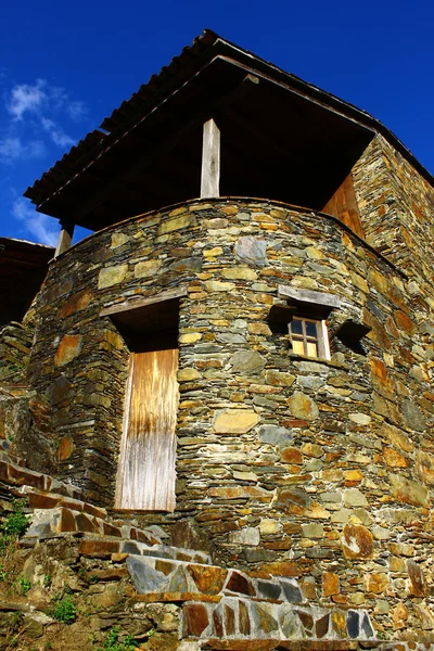 Detalhe de uma pequena casa de xisto em Portugal — Fotografia de Stock