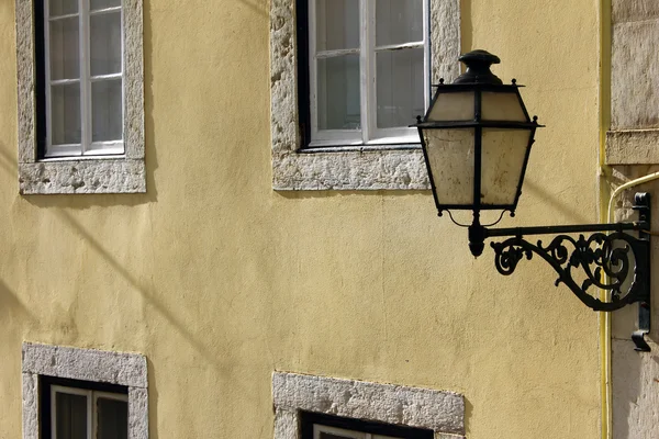 Détail d'un ancien bâtiment à Lisbonne, Portugal — Photo