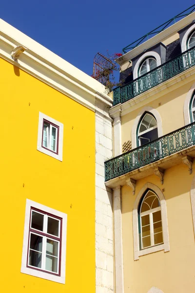 Dettaglio di un vecchio edificio a Lisbona, Portogallo — Foto Stock