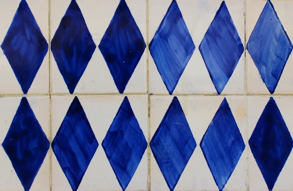 一些典型的葡萄牙瓷砖在里斯本的细节 — 图库照片
