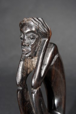 Afrika el yapımı ahşap heykel