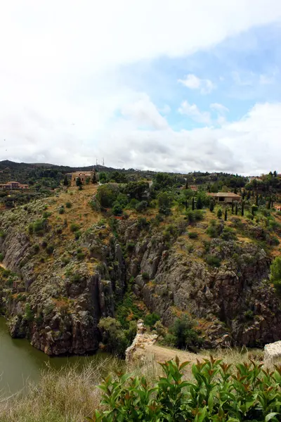 Vista desde Toledo sobre el río Tajo — Foto de Stock