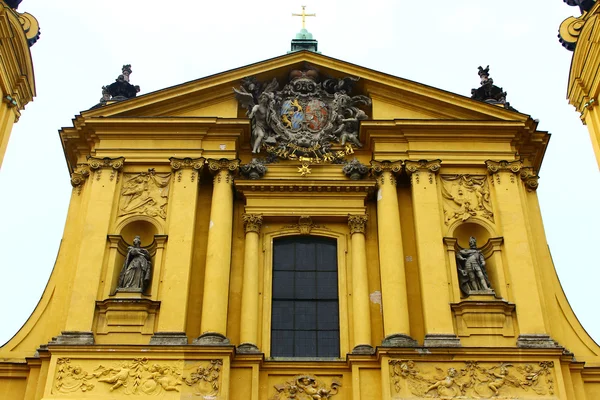 Theatiner kirche, Monachium, Niemcy — Zdjęcie stockowe