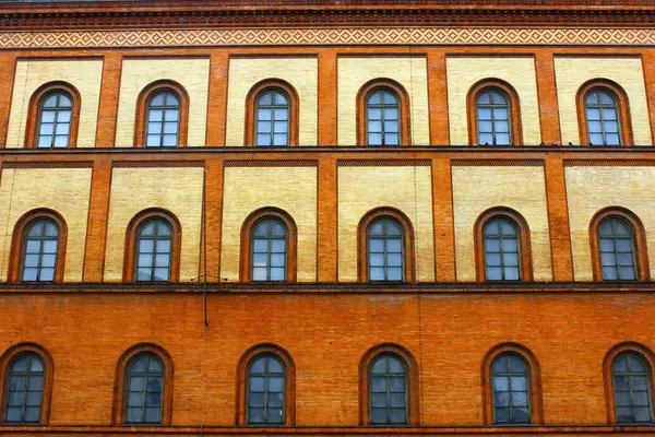 Detail eines Gebäudes in München, Deutschland — Stockfoto