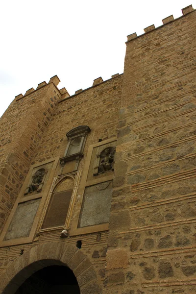 Dettaglio di una delle porte di Toledo, Spagna — Foto Stock