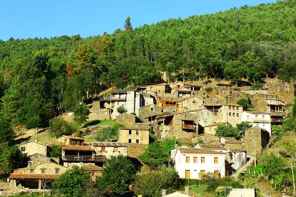 Small typical mountain village of schist — Stock Photo, Image