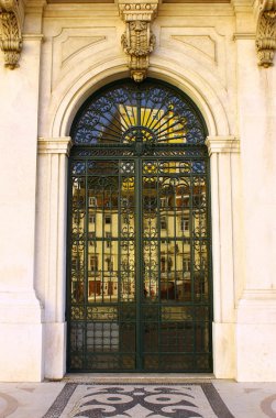 ayrıntılı ana girişinde Belediye Binası, lisbon, Portekiz