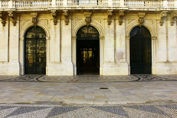 Szczegóły wejścia głównego z ratuszem, Lizbona, Portugalia — Zdjęcie stockowe