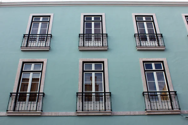 Egy régi épület részletei Lisszabonban, Portugáliában — Stock Fotó