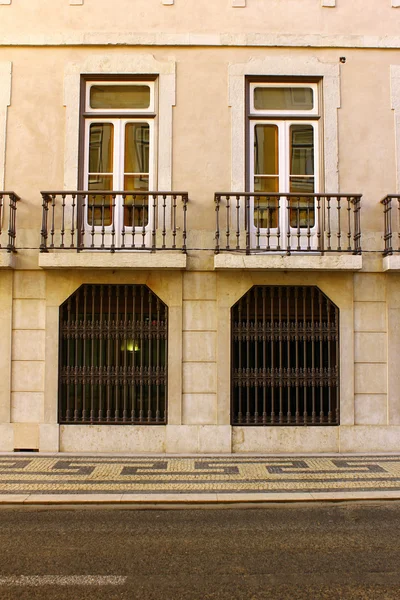 Detail staré budovy v Lisabonu, Portugalsko — Stock fotografie