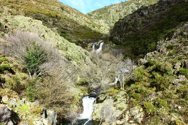 Cachoeiras na Cordilheira de Lousa, Portugal — Fotografia de Stock