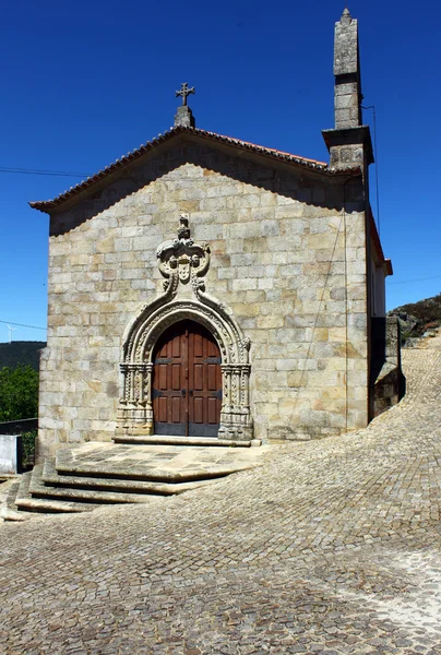 Detalj av en kyrka på penamacor, portugal — Stockfoto