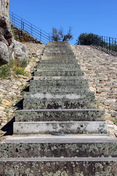 Dettaglio di una scala in pietra — Foto Stock