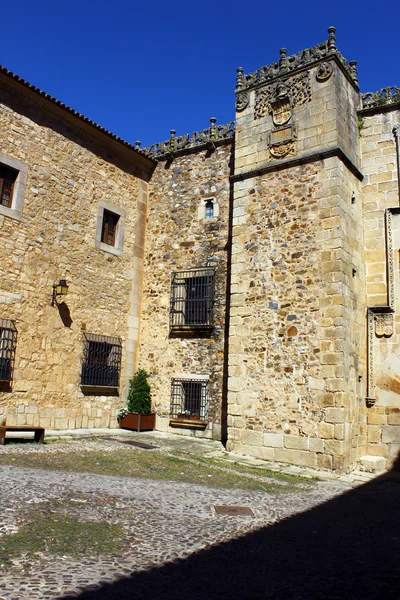卡塞雷斯、 卡塞雷斯、 西班牙的大教堂 — 图库照片