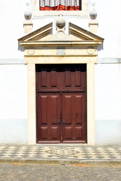 Detalhe de uma velha porta da igreja — Fotografia de Stock