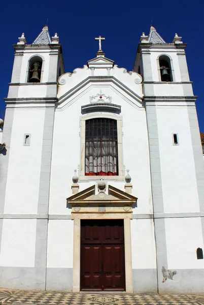 Montemor o novo 教会，alentejo 葡萄牙 — 图库照片