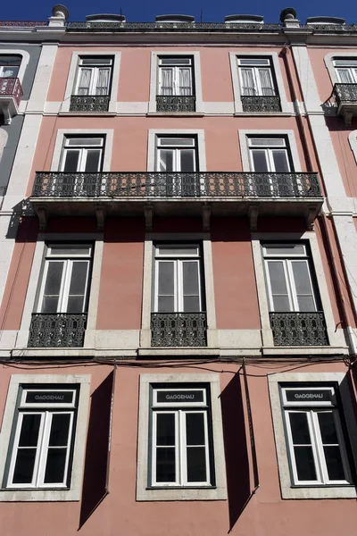 Detalhe de um edifício antigo, Lisboa, Portugal — Fotografia de Stock