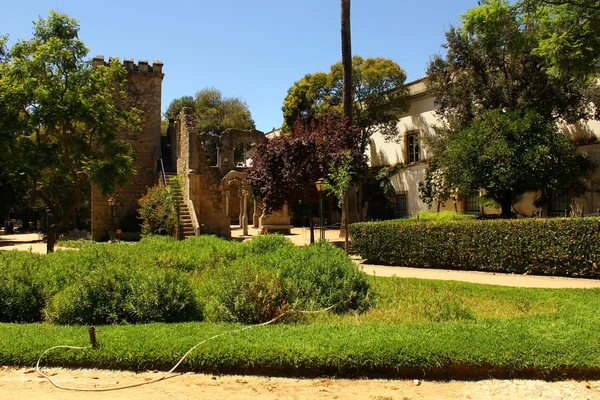 Koning manuel paleis en Tuin, evora, portugal — Stockfoto