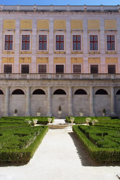 Mafra Ulusal Sarayı cloister, mafra, Portekiz — Stok fotoğraf