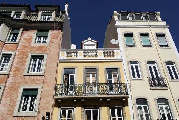 Старое здание, Лиссабон, Португалия — стоковое фото