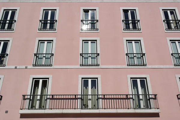 Edifício antigo, Lisboa, Portugal — Fotografia de Stock