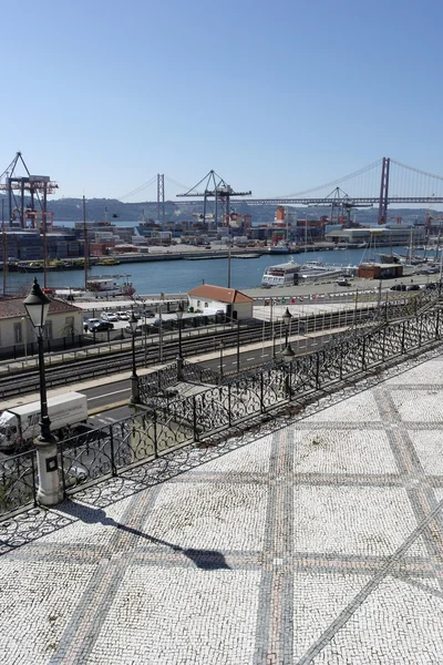 Ponte 25 de Abril, Lisboa, Portugal — Fotografia de Stock