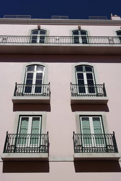 Edifício antigo, Lisboa, Portugal — Fotografia de Stock