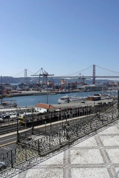 Puente del 25 de abril, Lisboa, Portugal — Foto de Stock