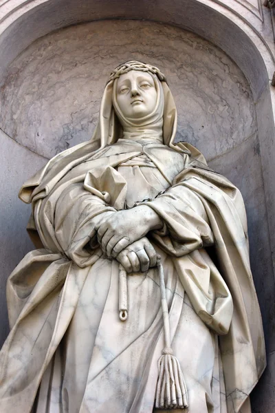 Detail of a stone statue of a saint — Stock Photo, Image