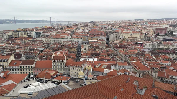 Vista sobre Lisboa, a capital de Portugal — Fotografia de Stock