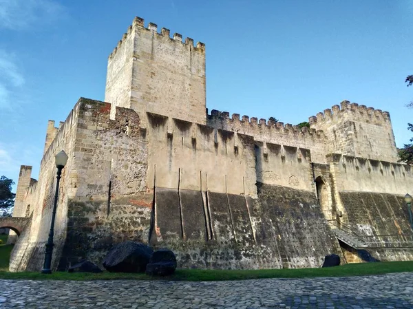 Moorish Castle Saint George Located Portuguese Capital City Lisbon — Φωτογραφία Αρχείου