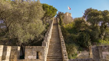 Portekiz 'in başkenti Lizbon' daki Berberi şatosu.