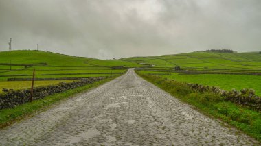 Terceira adası, Portekiz takımadalarından birinin adalarından biri, azorlar.
