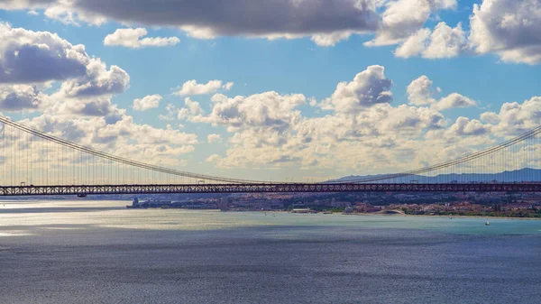 Jembatan April Lisbon Portugal — Stok Foto